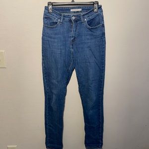 Levi’s 721 High Rise Skinny Jeans Size 28